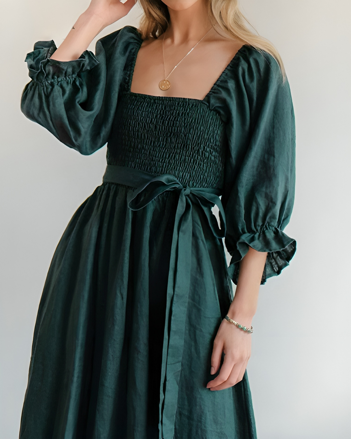 Bente™ - Französisches Kleid mit gerafften Ärmeln